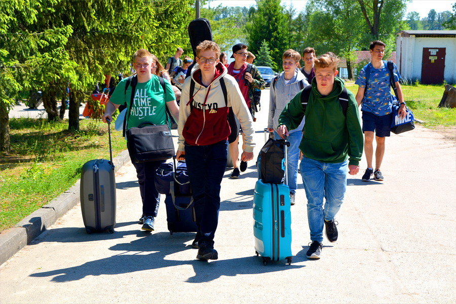 Zielona Szkoła XIV LO w Szczecinie - Kolonie i Obozy Młodzieżowe ViaCamp
